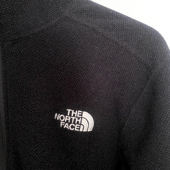 The North Face Cap Rock 1/4 Zip Textured Fleece - Picture 4 of 5